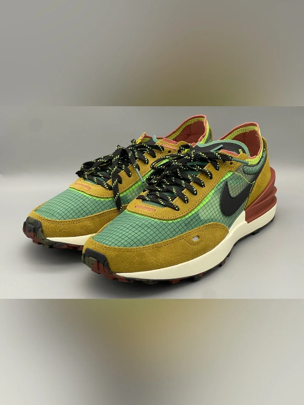 NIKE Waffle One SE Golden Moss Brown Green Red RARE DX3736-300 Men’s Size 8 NEW